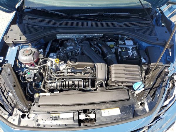 2026 VOLKSWAGEN JETTA SE — Engine bay
