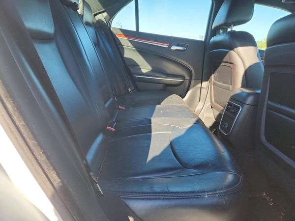 2014 CHRYSLER 300
