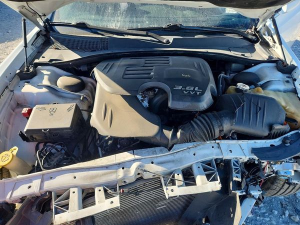 2014 CHRYSLER 300