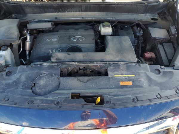 2019 INFINITI QX60 — Engine bay