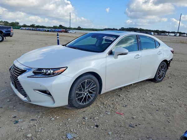 2018 LEXUS ES