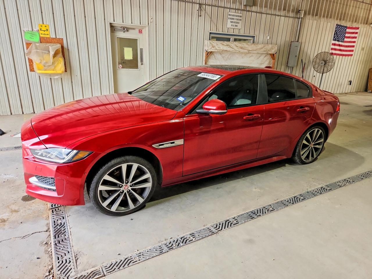 2017 JAGUAR XE R-Sport — Front 3/4
