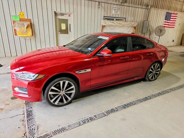 2017 JAGUAR XE R-Sport — Front 3/4