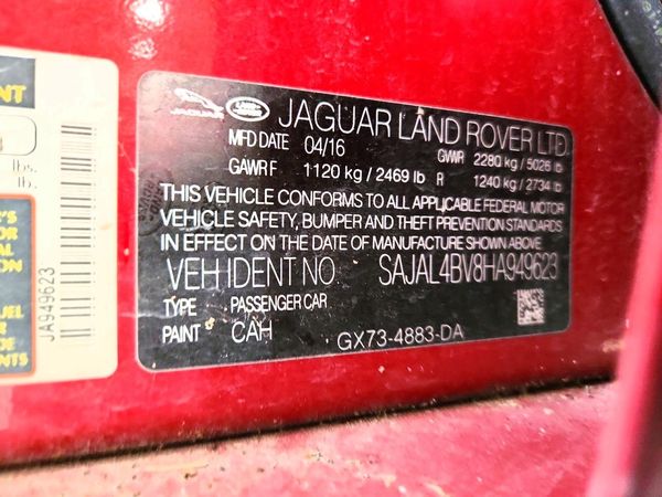 2017 JAGUAR XE R-Sport — VINS