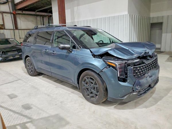 2025 KIA CARNIVAL