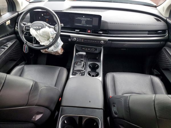 2025 KIA CARNIVAL