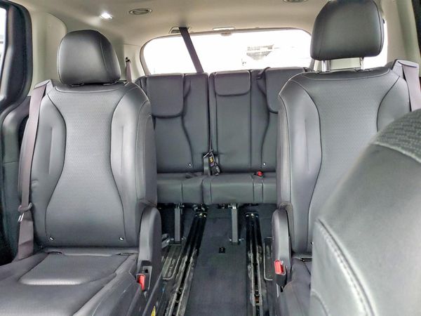2025 KIA CARNIVAL