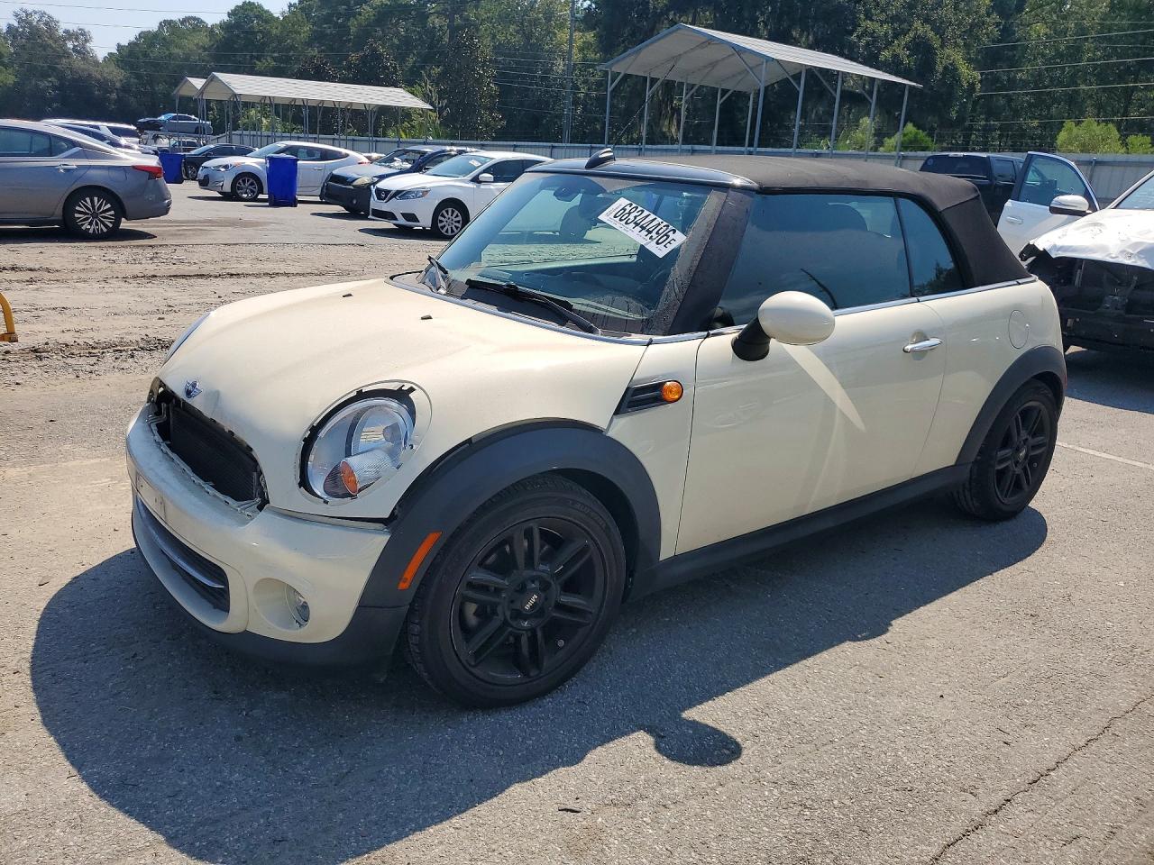 2015 MINI COOPER