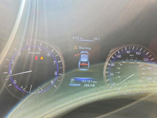 2015 INFINITI Q50