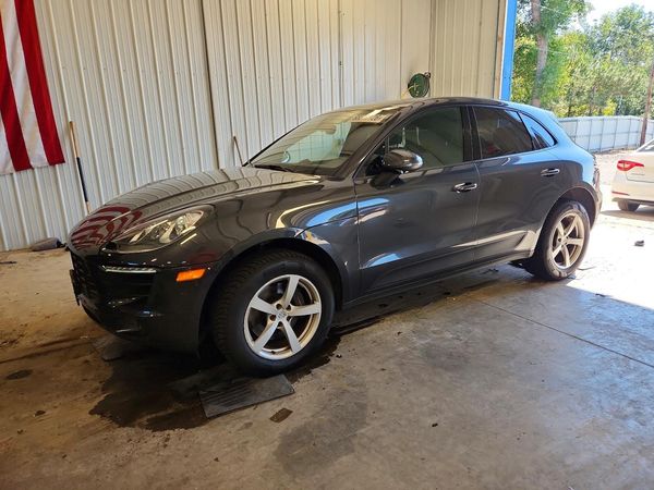 2018 PORSCHE MACAN