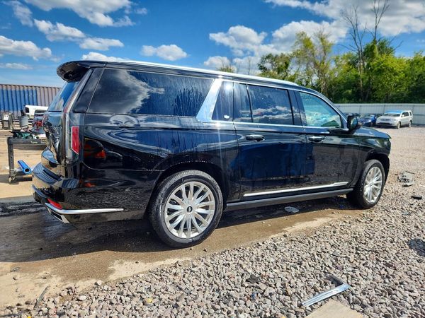 2022 CADILLAC ESCALADE