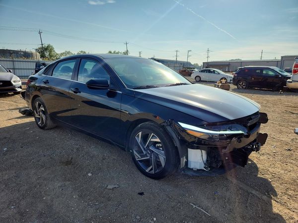 2025 HYUNDAI ELANTRA