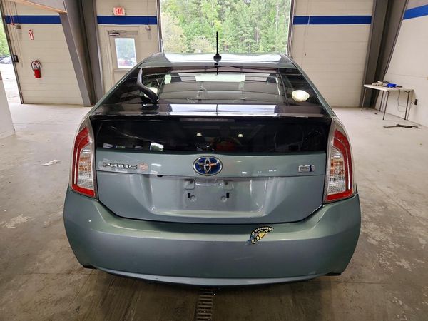 2014 TOYOTA PRIUS
