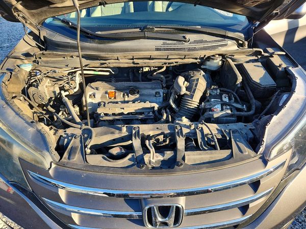 2012 HONDA CRV EX-L — Engine bay
