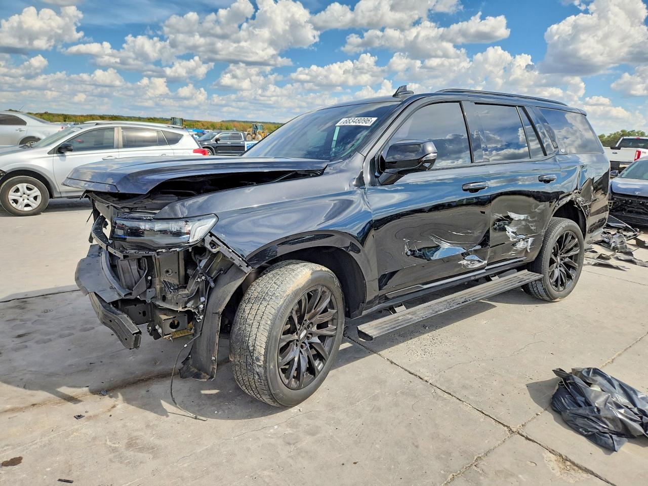 2023 CADILLAC ESCALADE Sport Platinum — Front 3/4