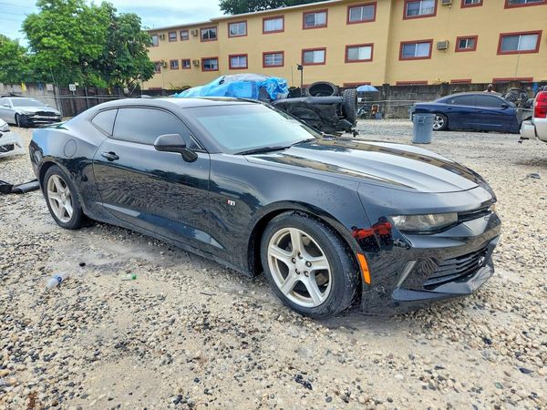 2018 CHEVROLET CAMARO 1LS/1LT — Passenger 3/4