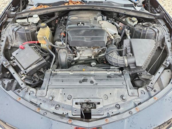 2018 CHEVROLET CAMARO 1LS/1LT — Engine bay