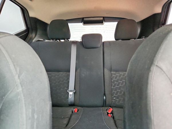 2023 NISSAN KICKS