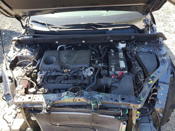 2022 TOYOTA RAV4 — Engine bay