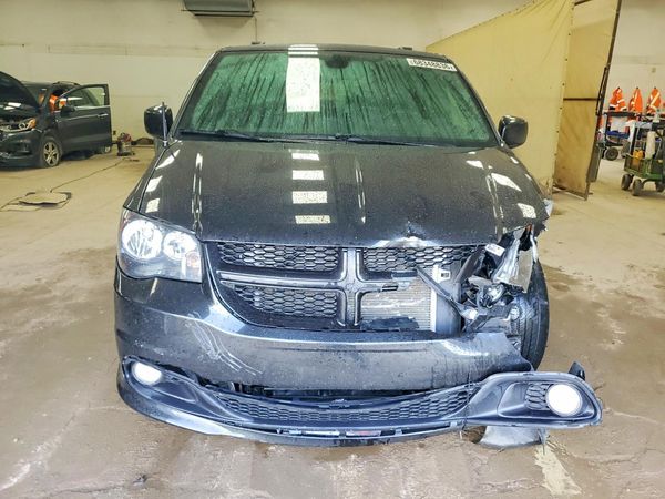 2019 DODGE GRAND CARAVAN GT