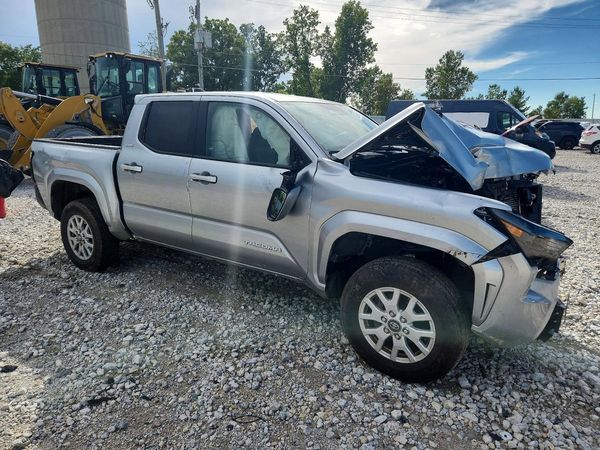 2024 TOYOTA TACOMA — Passenger 3/4