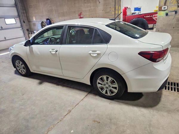 2018 KIA RIO