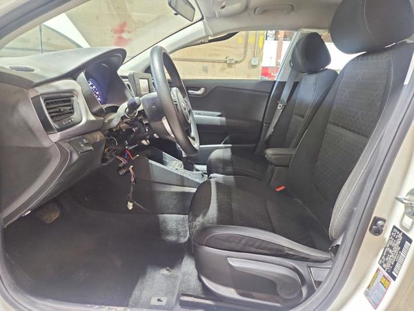 2018 KIA RIO