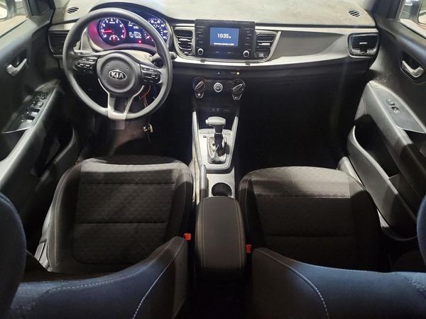 2018 KIA RIO