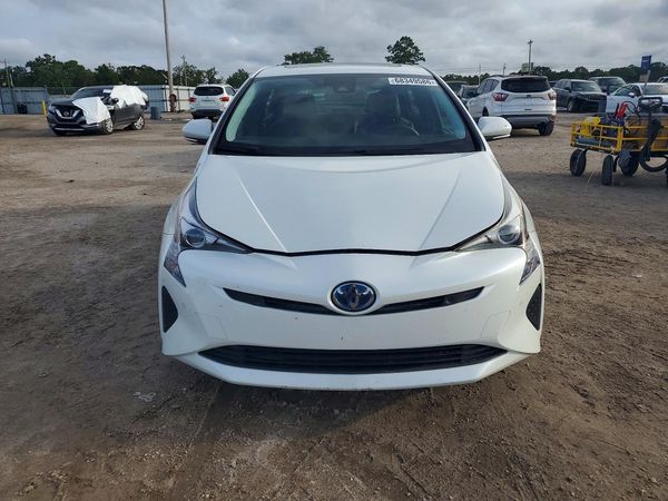 2017 TOYOTA PRIUS