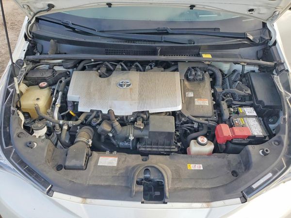 2017 TOYOTA PRIUS