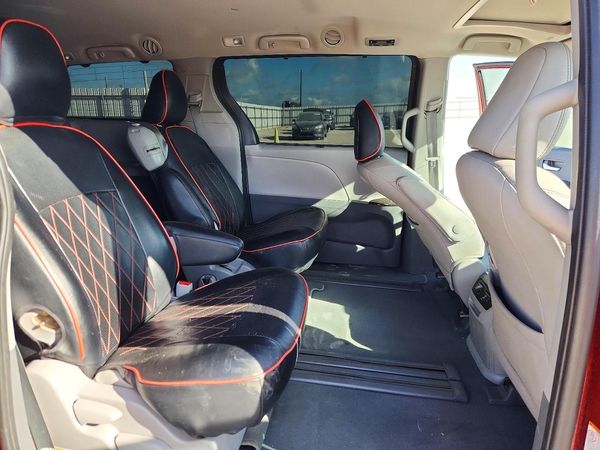 2020 TOYOTA SIENNA