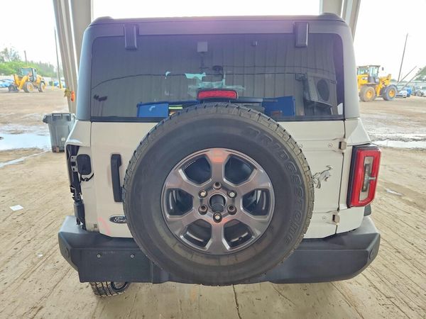 2023 FORD BRONCO