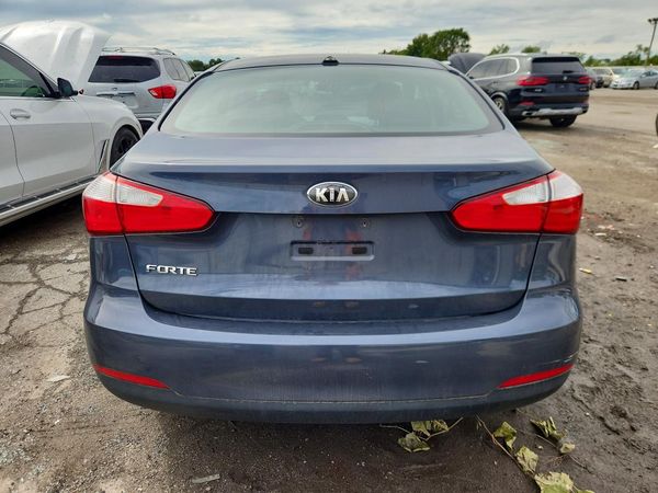 2016 KIA FORTE