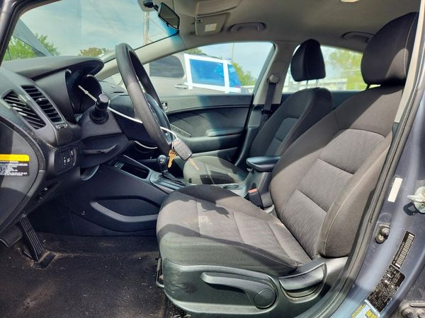 2016 KIA FORTE