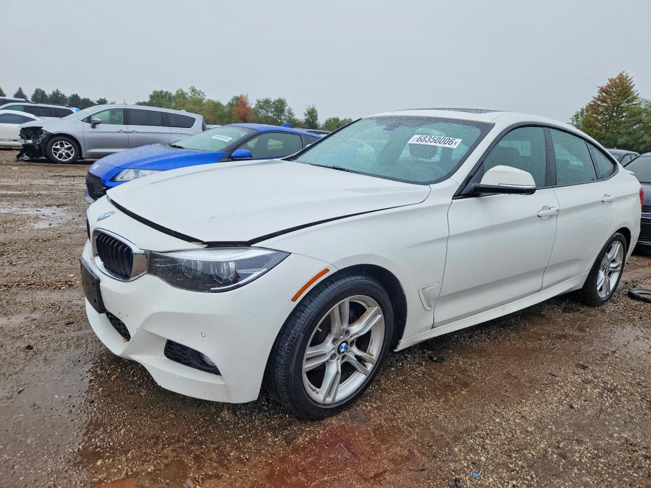 2018 BMW 330 — Front 3/4