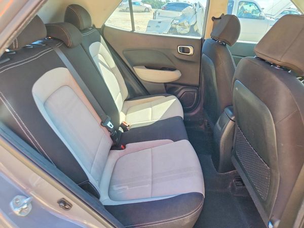 2020 HYUNDAI VENUE SEL, Denim