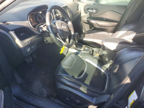 2015 JEEP CHEROKEE Limited — DENT