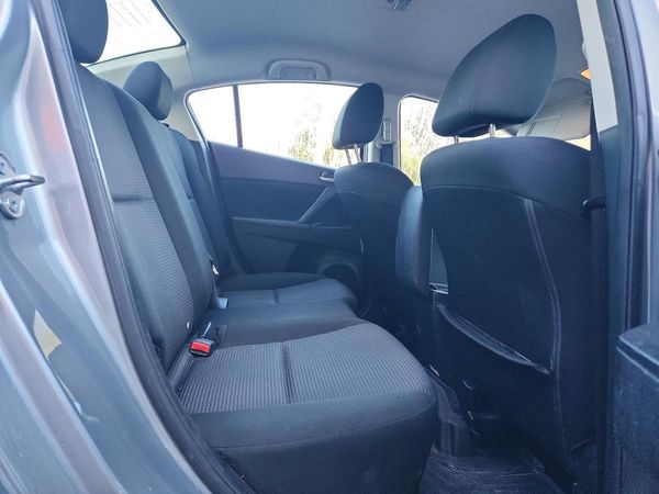 2013 MAZDA 3