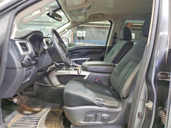 2019 NISSAN TITAN