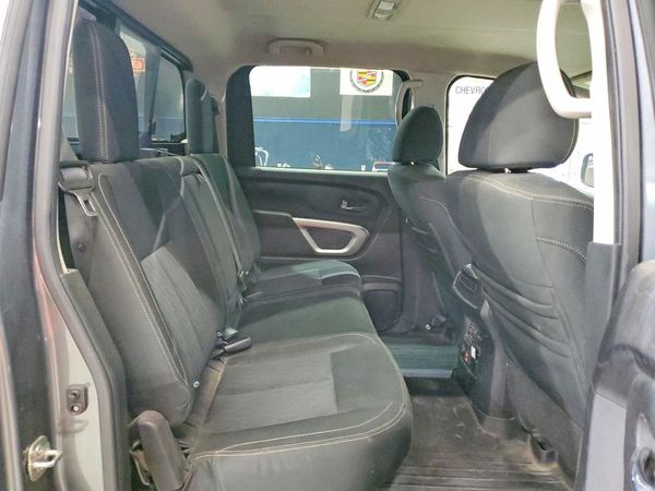 2019 NISSAN TITAN