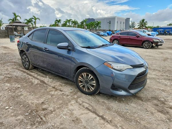 2017 TOYOTA COROLLA