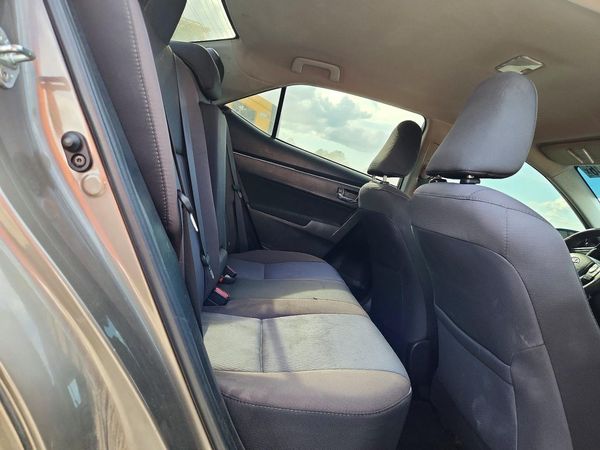 2017 TOYOTA COROLLA