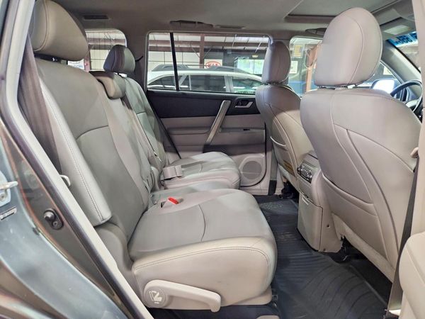 2013 TOYOTA HIGHLANDER Base/Hybrid