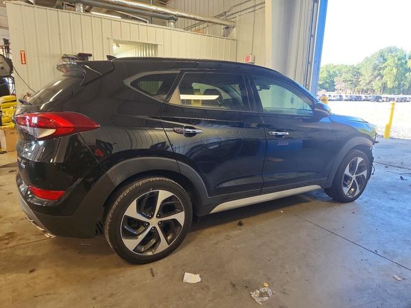 2017 HYUNDAI TUCSON