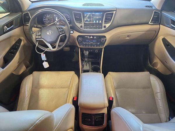 2017 HYUNDAI TUCSON
