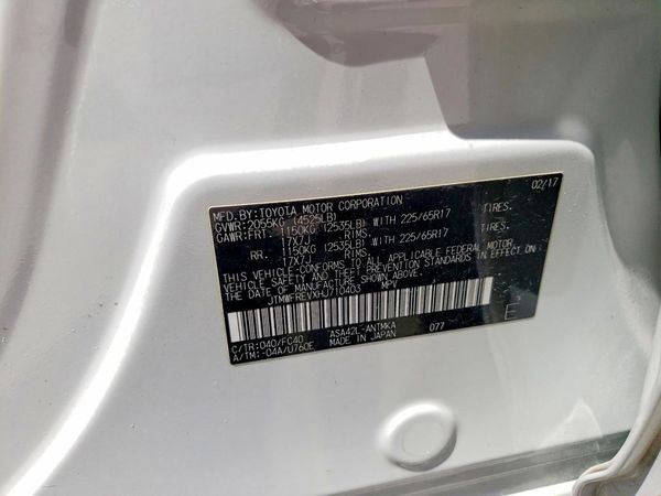 2017 TOYOTA RAV4 — VINS