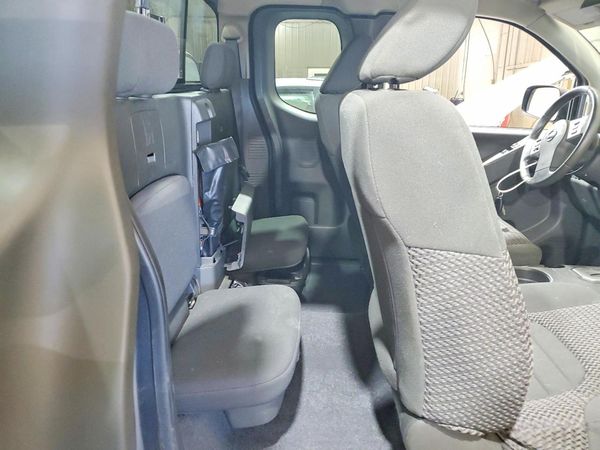 2020 NISSAN FRONTIER