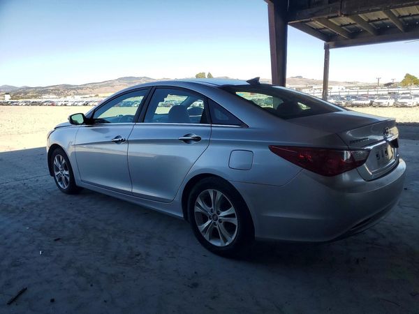 2012 HYUNDAI SONATA Middle level