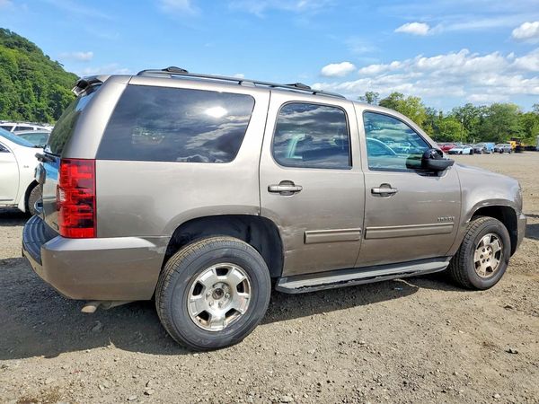 2012 CHEVROLET TAHOE LS