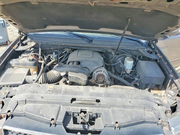 2012 CHEVROLET TAHOE LS